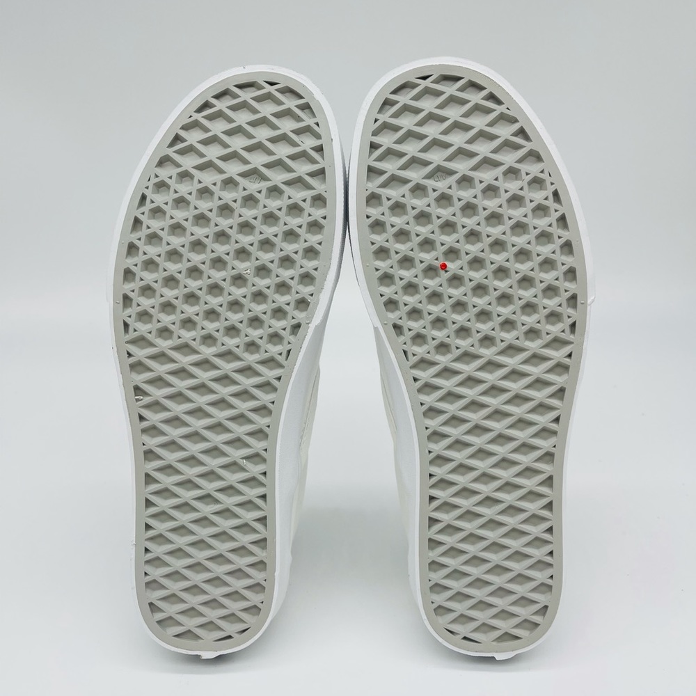 Classic Slip On Vans - Picture 7 of 10